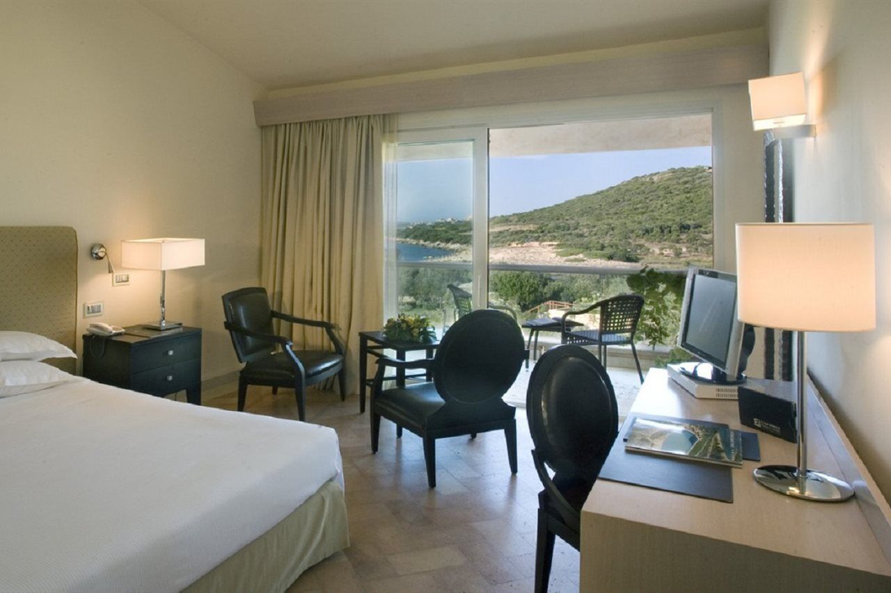 L'Ea Bianca Luxury Resort Baja Sardinia Exterior photo